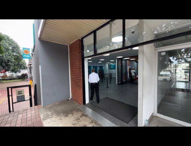 136M² OFFICE TO LET IN GLENWOOD